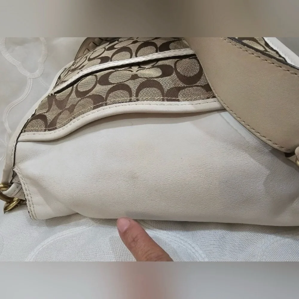 Coach Bleecker Khaki/Chalk Signature Flap Hobo GUC